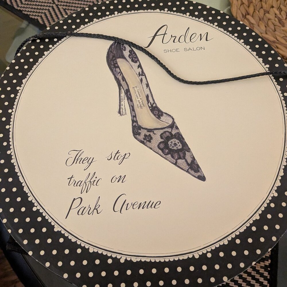 EMILY ADAMS ARDEN Vintage Shoe Salon Box NY Park Avenue Design